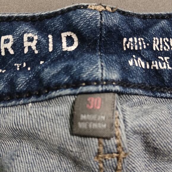 Torrid Jean Cut-Offs 30 AND Lane Bryant Khaki shorts 28-easy care plus size - Picture 12 of 15